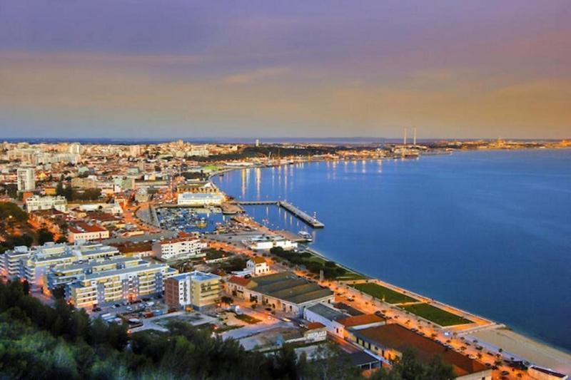 Apartamento Situado No Centro Historico Da Cidade Setúbal Buitenkant foto